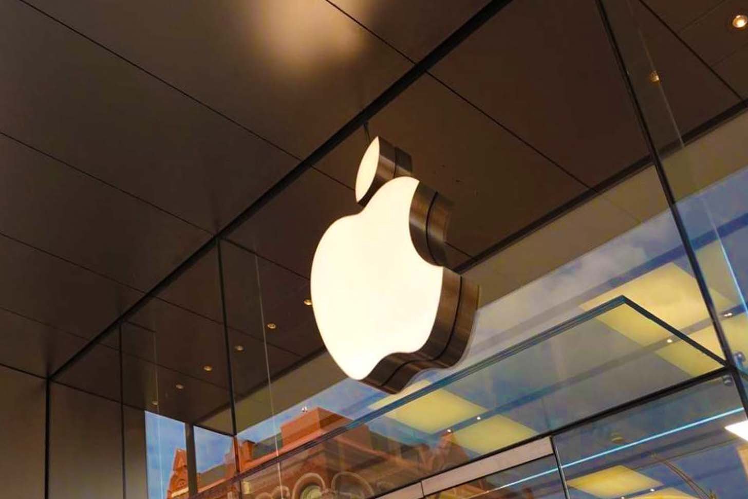 Micron Points Finger at Apple as Memory Shortages Fuel Industry Tensions